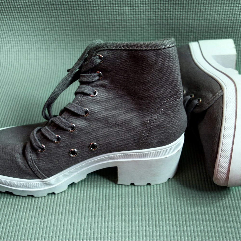 Forever21 Gray lace up shoes
